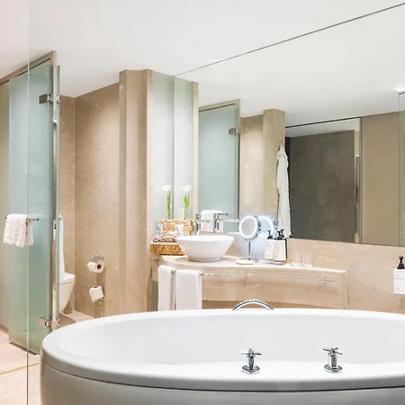 ومركز مؤتمرات Grand 5* أنقرة