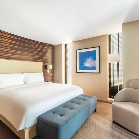 Grand Convention Center Hotel 5*