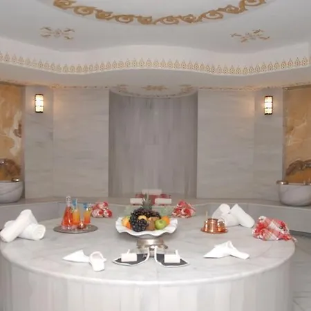 ومركز مؤتمرات Grand فندق 5*