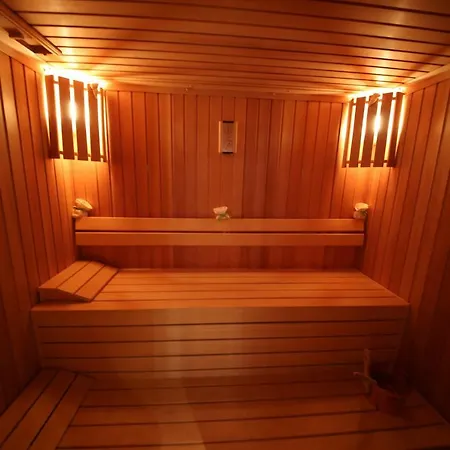 ومركز مؤتمرات Grand 5* أنقرة